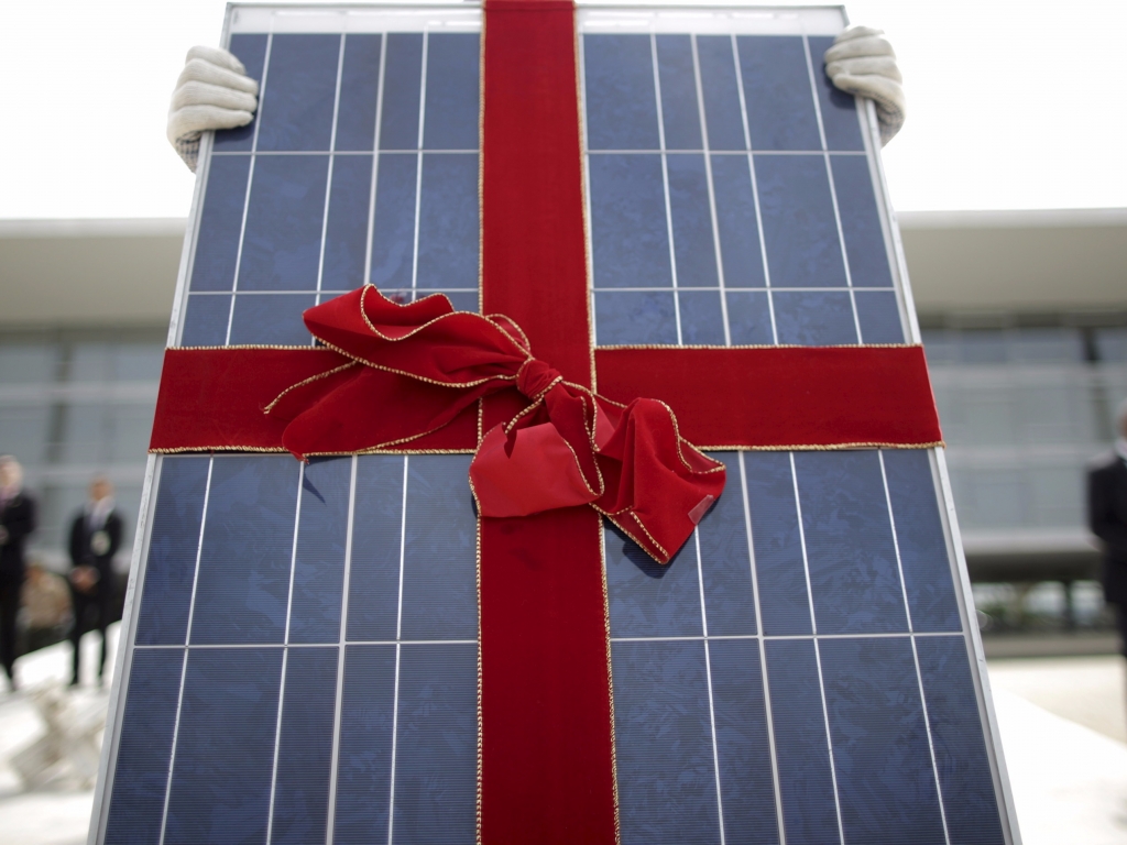 A gift for Vivint Solar shareholders