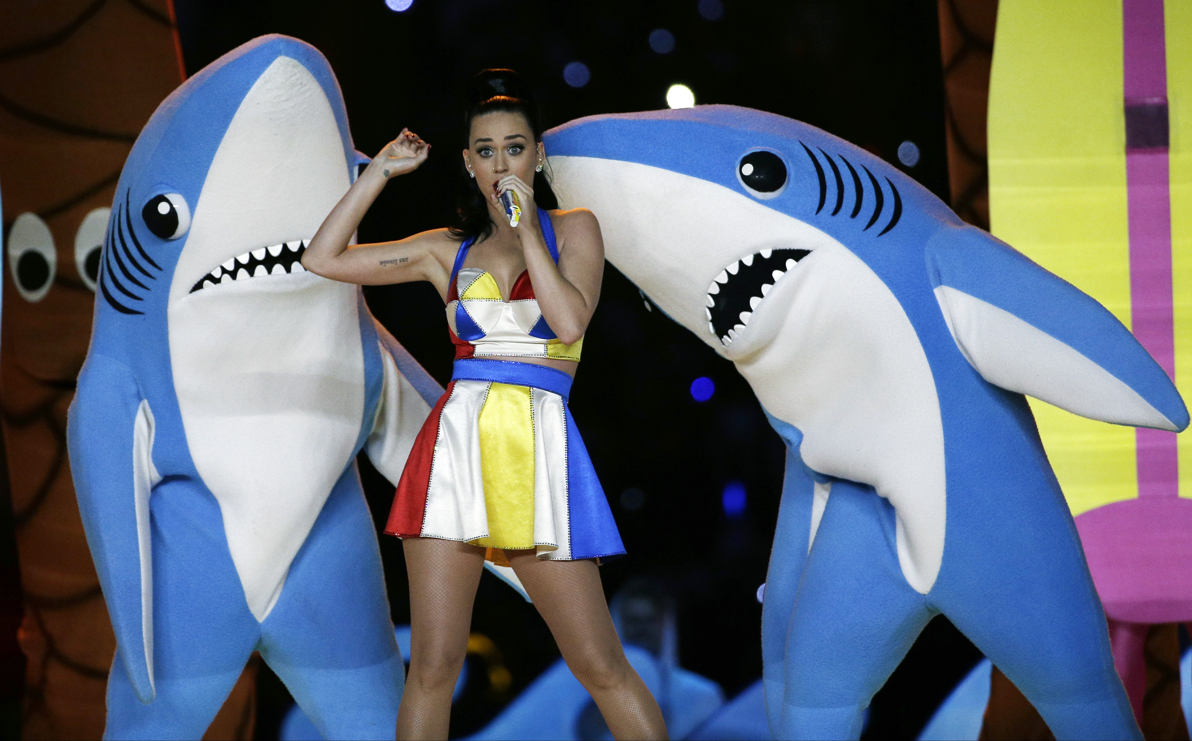 Did Taylor Swift diss Katy Perry onstage with shark cameo? - NY Daily News