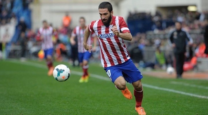 Barcelona the latest to enter into Arda Turan race