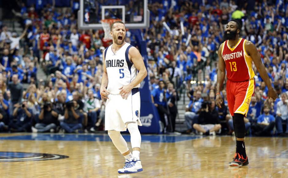 J.J. Barea agrees to sign with Mavericks, per report