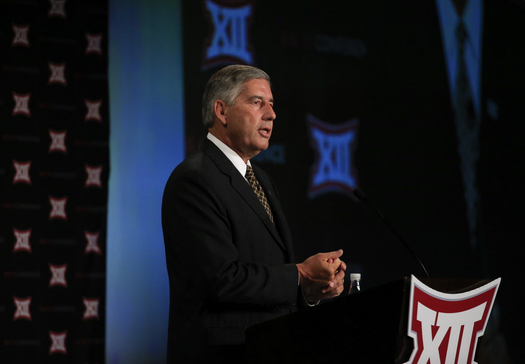 Bowlsby doesn't believe Big 12 disadvantaged with 10 teams