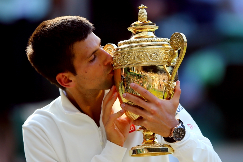 Can the defending champion retain his Wimbledon crown