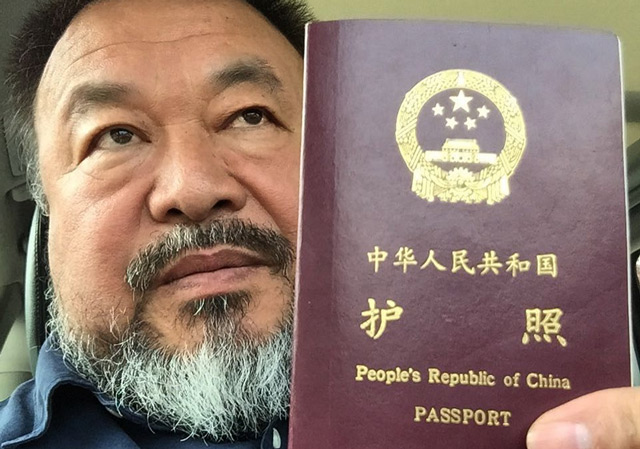 Outspoken Chinese artist Ai Weiwei gets his passport back | Life | Malay Mail