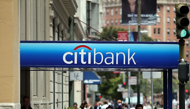 US financial authorities have ordered Citibank to remunerate credit card users it has been found to have deceived