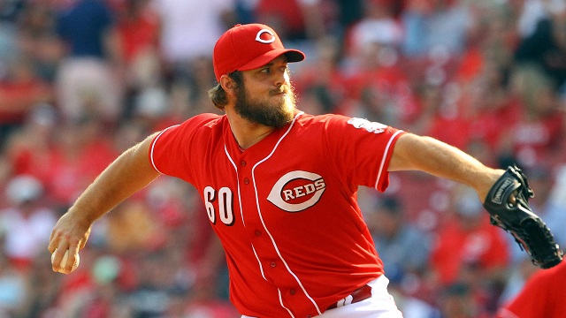 Reds 5, Cubs 4: Three homers help Reds to first win at home vs. Cubs | The