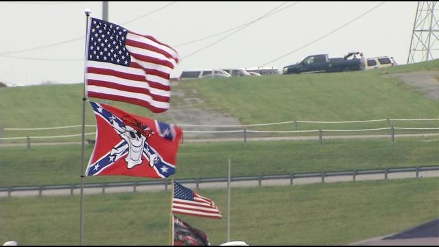 While the Confederate flag was taken down from the ground of South Carolina’s capitol in Columbia some people in Kentucky are keeping their flags flying high