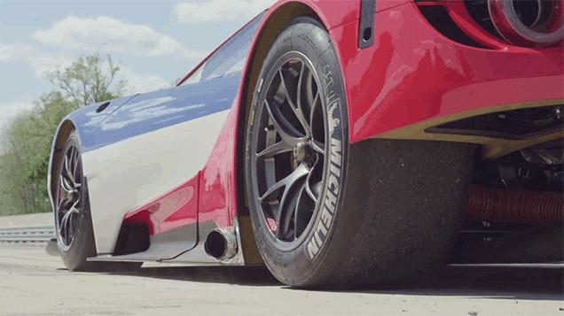 Watch The New Ford GT Race Car's Shakedown For More Pops And Bangs