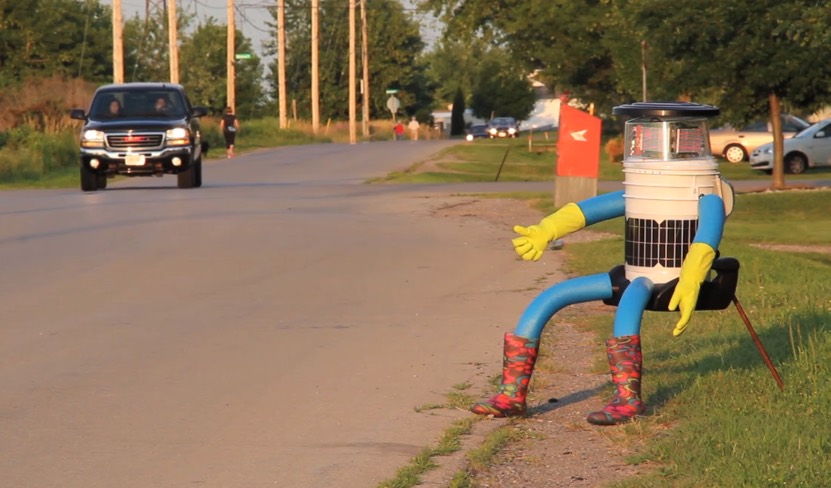 This Robot Is Hitchhiking Across the US