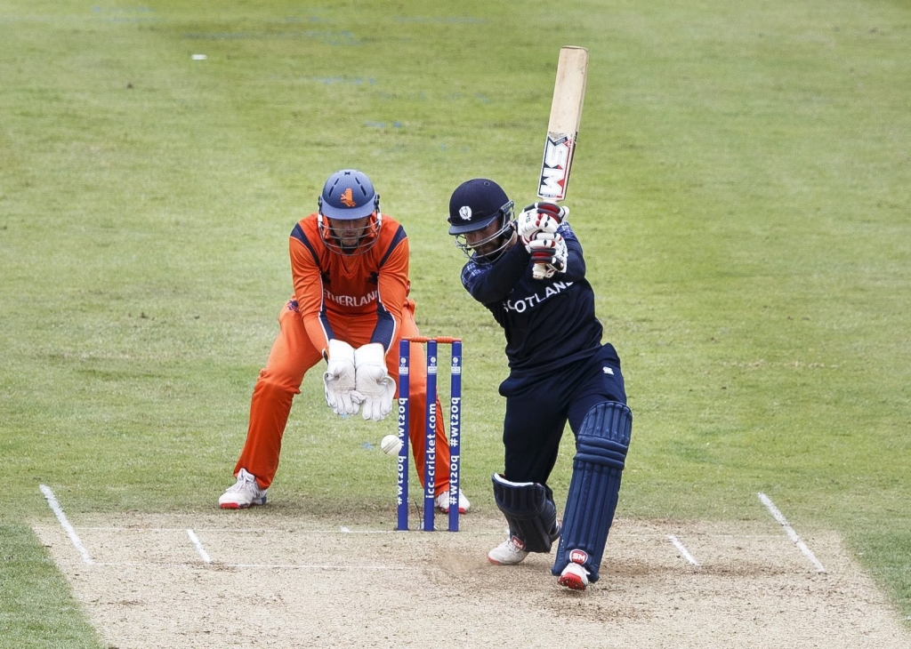 Scot v Netherlands. ICC World Twenty 20 Qualifier at Grange CC Edinburgh. Captain Preston Mommsen batting for Scotland. W  C Wesley Barresi