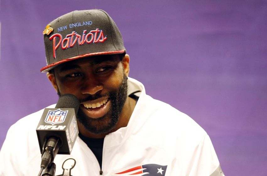 Darrelle Revis doesn't think Mark Sanchez is a quarterback