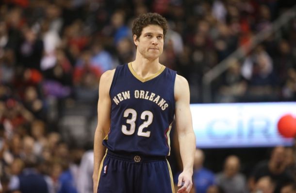 San Antonio Spurs Agree To Sign Jimmer Fredette To Training Camp Deal