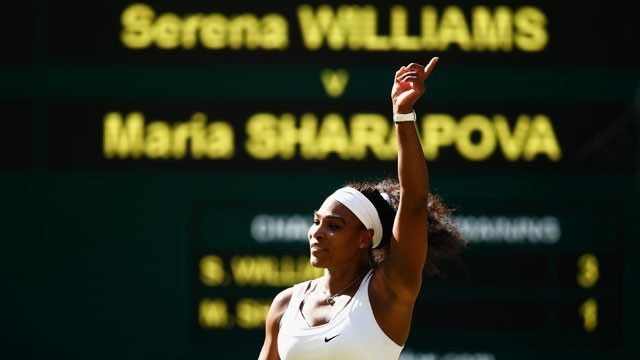 Serena Venus Williams hug after Wimbledon match