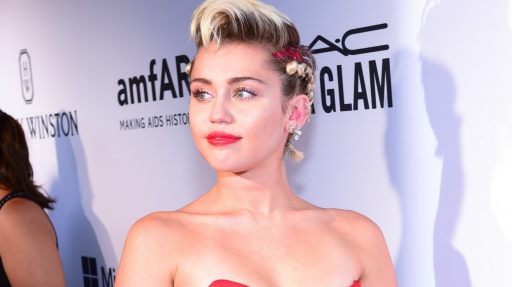 Miley Cyrus reveals her plans for the 2015 MTV Video Music Awards