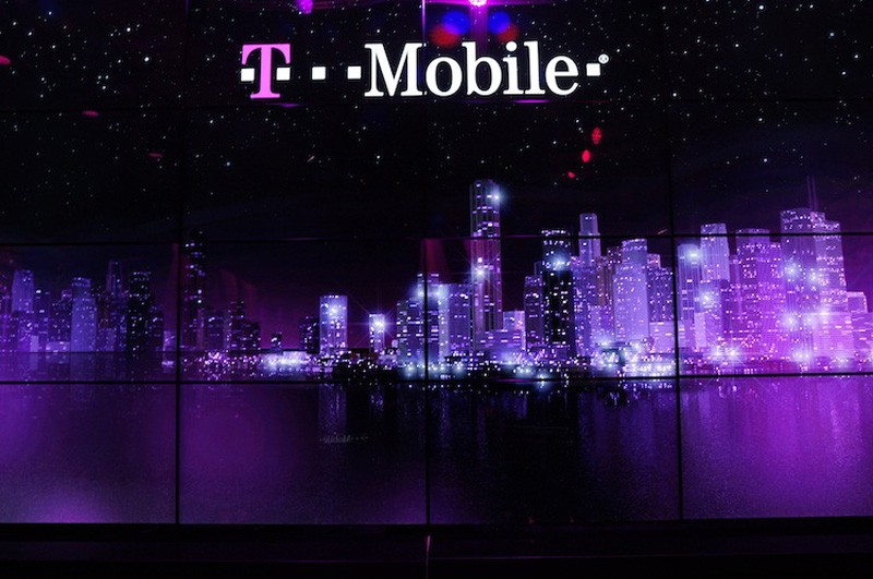 T-Mobile looks to enhance basic texting forever with its new rich media