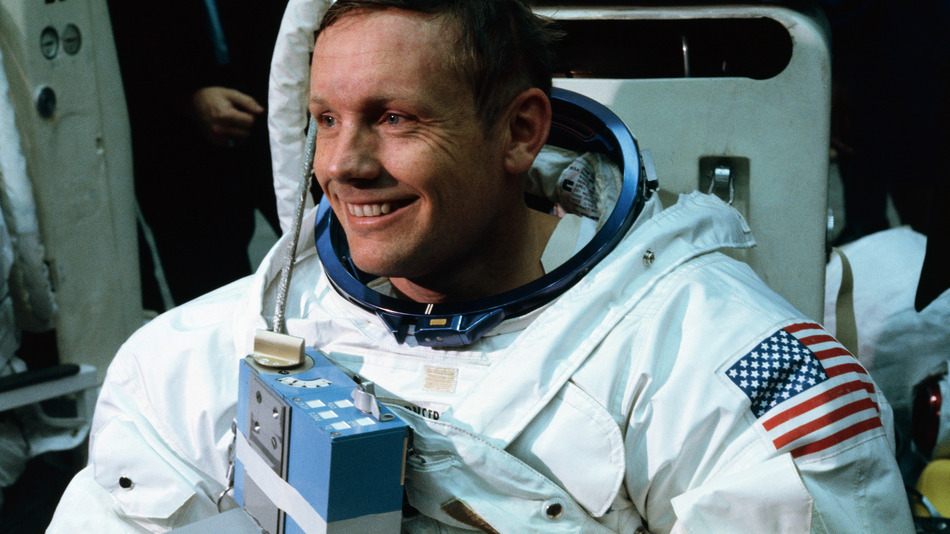 Crowd-funding campaign aims to save Neil Armstrong's spacesuit