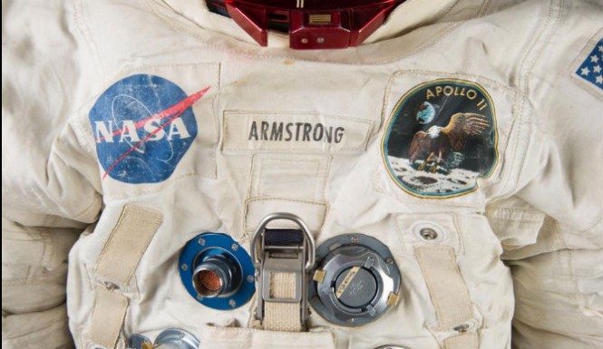 Smithsonian Starts Crowdfunding to Preserve Spacesuit Worn By Neil Armstrong While He Landed On Moon