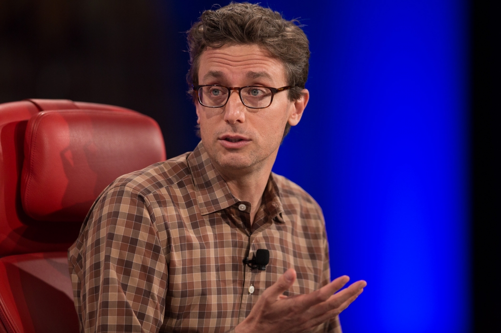 NBCUniversal Poised to Make Big Investments in Buzz Feed and Vox Media				
																	Asa Mathat for Re  codeBuzzFeed CEO Jonah Peretti			Media