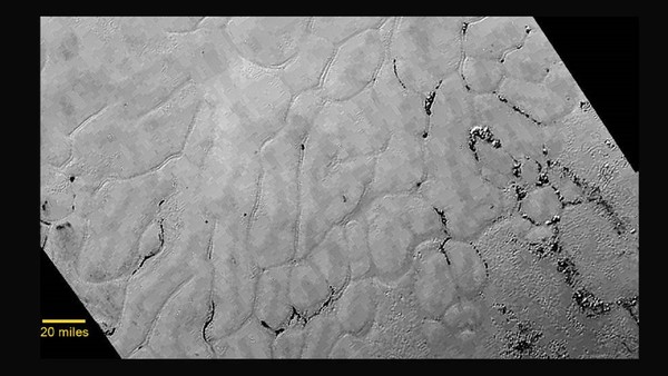 Pluto 'heart of the heat&#039