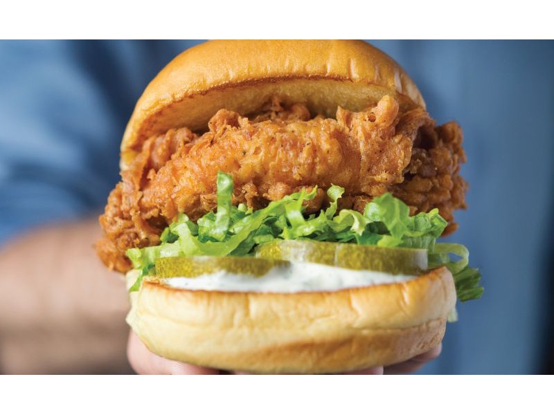 Shake Shack Debuts Its Chicken Sandwich in Brooklyn