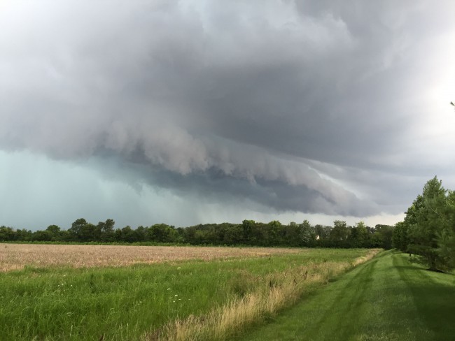 Shelf Cloud near Southport Road