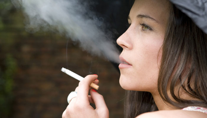 Researchers say there is a link between smoking and schizophrenia - Pulse.ng