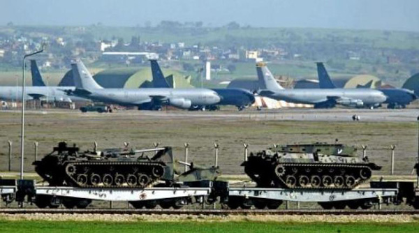 Turkey gives US use of NATO air base