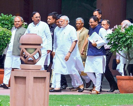 Sources revealed that in the meeting led by Prime Minister Narendra Modi before the Parliament session lawmakers were told to prepare for the counter-attack