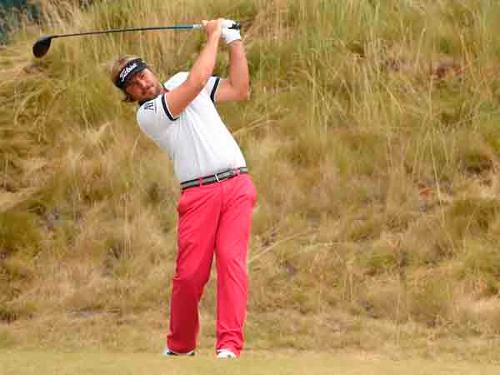 Dubuisson Cabrera Bello and Kaymer share French Open lead