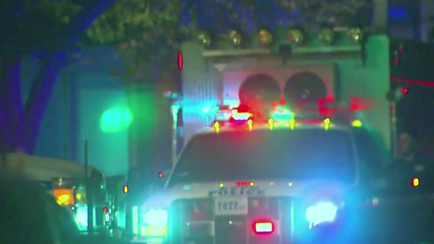 A police officer was shot in the back with a pellet gun near Gracie Mansion on Aug 24 2015