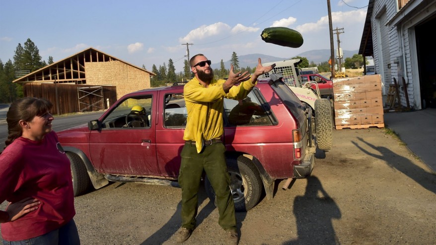 Active duty military assist in fighting wildfires first time since 2006