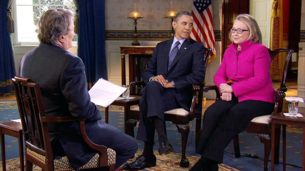 US President Barack Obama center and Secretary of State Hillary Clinton speak with ”60 Minutes” correspondent Steve Kroft left at the White House