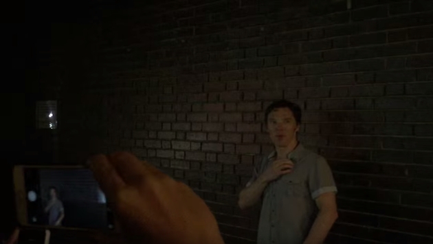 Benedict Cumberbatch Hates Phones Holds Class on Proper Theater Etiquette