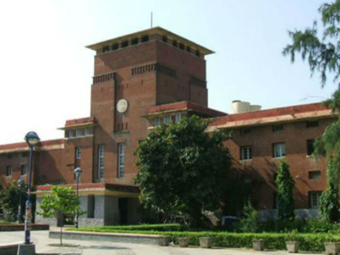 Four held for DU admission scam