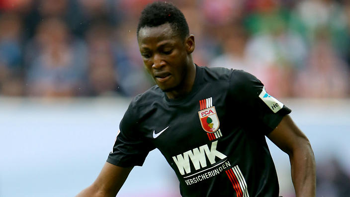 Augsburg defender Baba Rahman is set to join Chelsea.      
        
            
    
               Show Grid