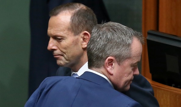 Bill Shorten now leads Tony Abbott as preferred prime minster 45 to 39