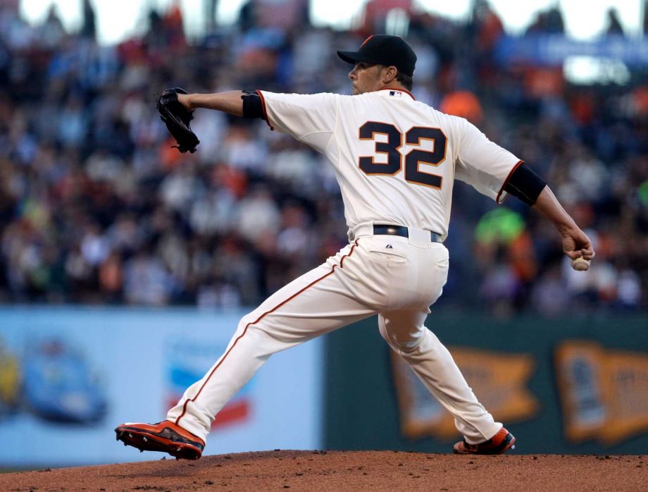 San Francisco Giants pitcher Ryan Vogelsong works against the Washington Nationals in the first inning of a baseball game Thursday Aug. 13 2015 in San Francisco