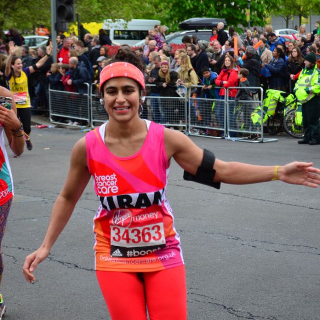 The Amazing Kiran Gandhi Bled Freely After Choosing Her First Marathon Over a