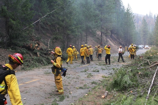 'Rough Fire' in California grows to 16000 acres