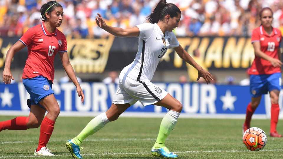 US women rout Costa Rica 8-0 to begin victory tour