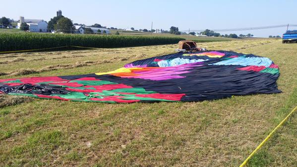 3 hurt when hot air balloon hits power lines, crashes in Pennsylvania