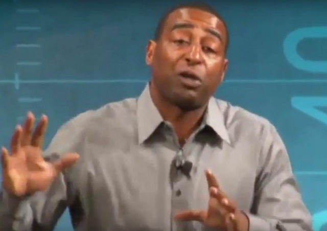 Cris Carter apologizes for fall guy advice