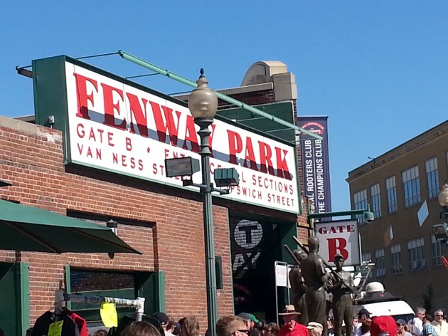 Mayor Walsh announces plans to ban smokeless tobacco at sports venues