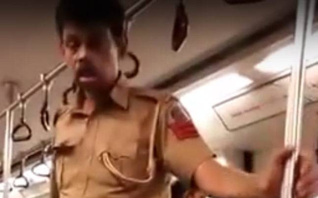 Caught on camera: Drunk Delhi Police cop boards metro in inebriated state