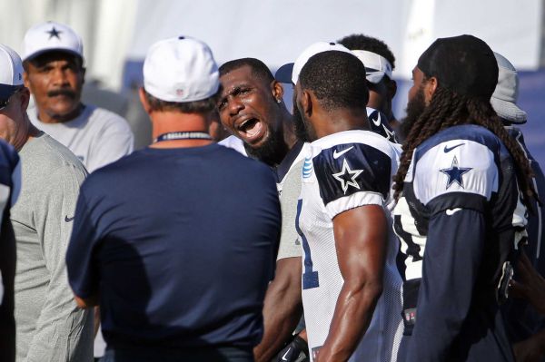 Dallas Cowboys wide receiver Dez Bryant yells