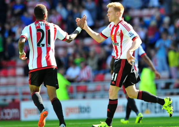 Duncan Watmore celebrates his goal for Sunderland against Norwich