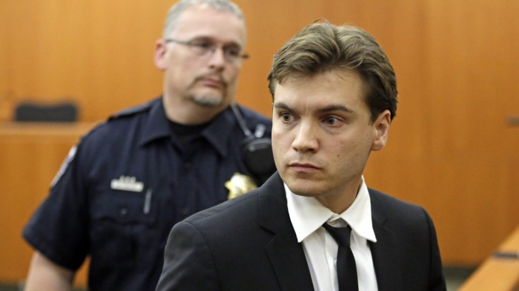 Emile Hirsch pleads guilty to assault on studio executive