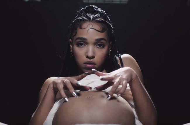 FKA Twigs m3ll155x 2015