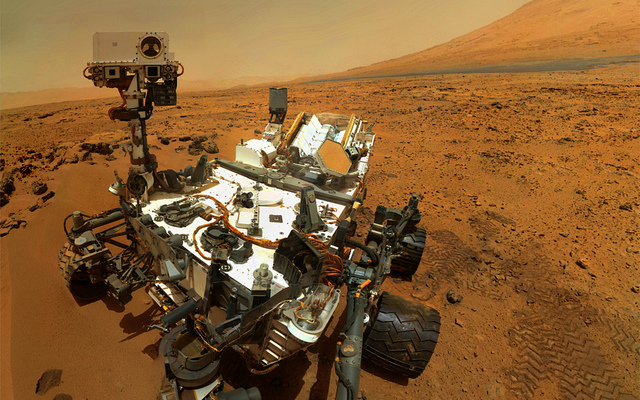 Flickr  mendhakSelf-portrait Curiosity rover