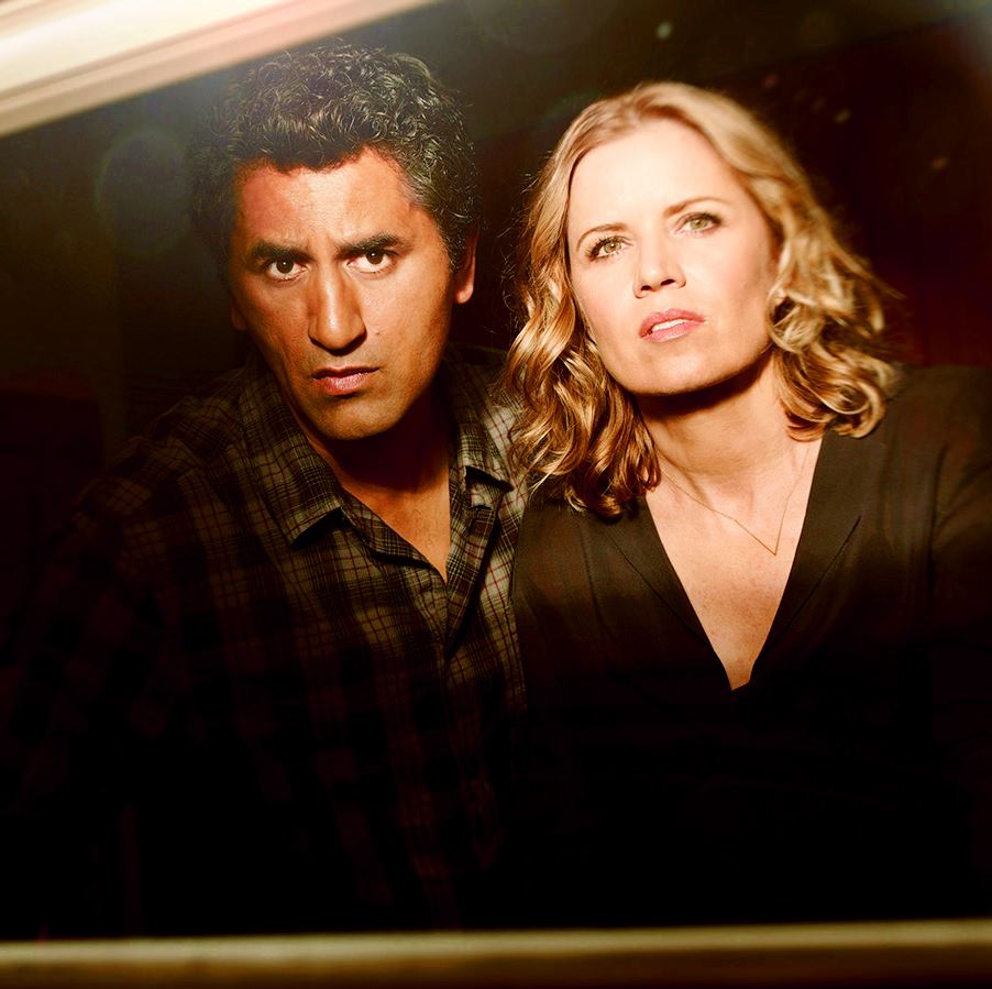 Cliff Curtis as Travis and Kim Dickens as Madison Cliff Curtis as Travis and Kim Dickens as Madison in'Fear the Walking Dead