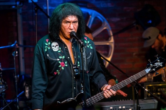 Police Serve Search Warrant at Home of Kiss Rocker Gene Simmons